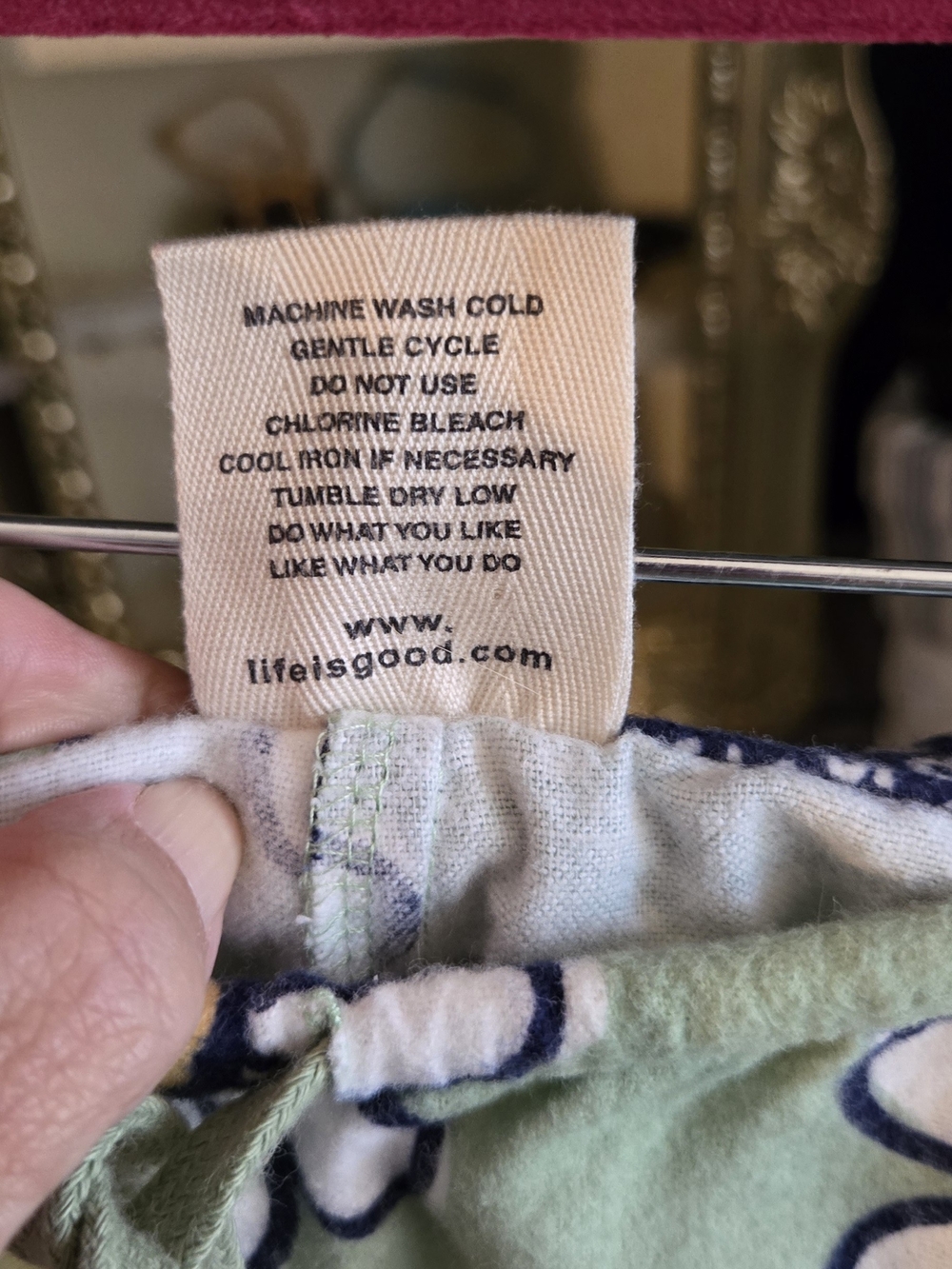 Life is Good Women's Green Daisy Pajama Pants - Picture 5 of 5